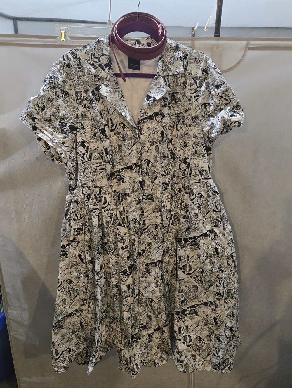 Black & White Graphic Print Short Sleeve Marvel Comics Shirt Dress